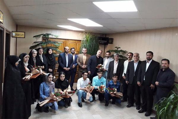 دانش آموزان اسلامشهری حائز رتبه برتر تقدیر شدند دانش آموزان اسلامشهری حائز رتبه برتر تقدیر شدند
