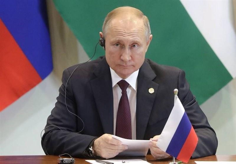 پوتین: روسیه به وظایف خود در سوریه عمل نموده، حضور آمریکا غیرقانونی است