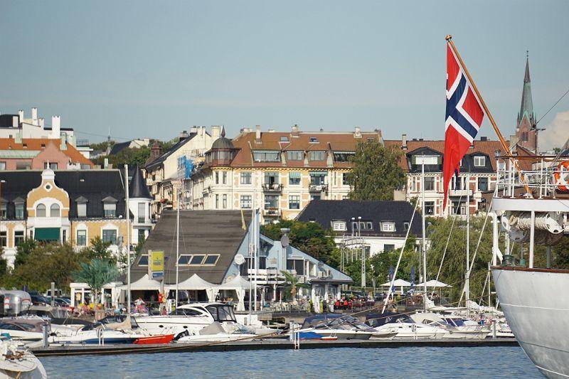 خبرنگاران تایید نخستین مورد ابتلا به کرونا در نروژ